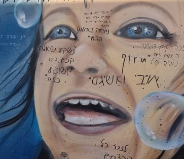Painting on a safe space near Kibbutz Be'eri